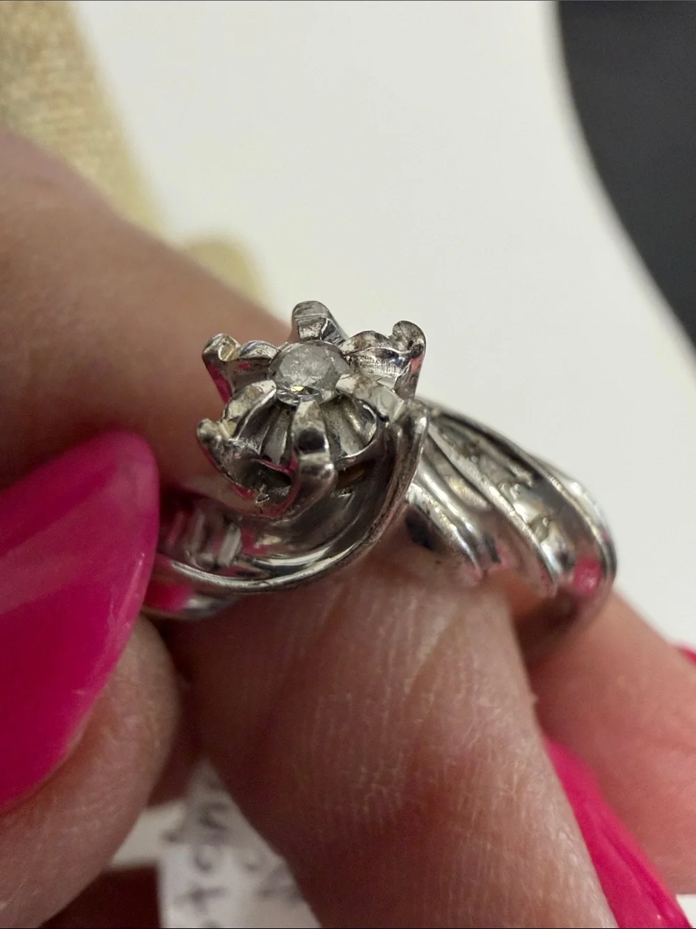 Sterling Silver Women's Diamond Accent Swirl Ring - Silver size 7